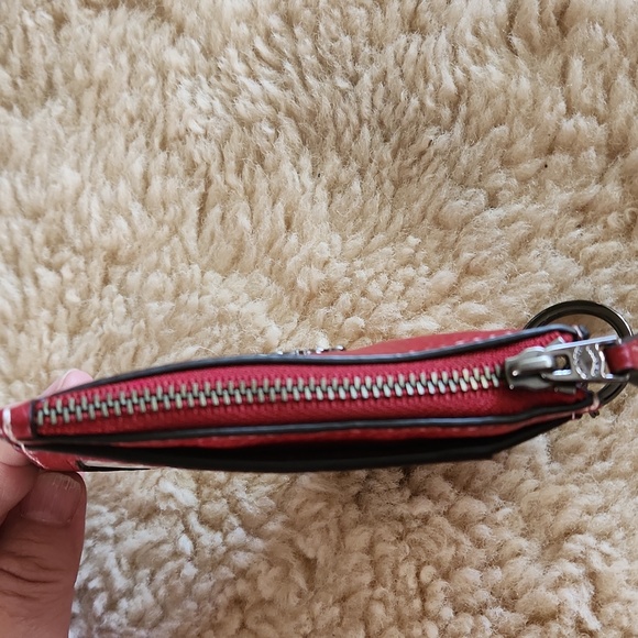 NWOT Coach Disney X Red Leather Rollerblading Minnie Mouse Small Wallet ♥️ 🐭🖤 - Picture 7 of 14